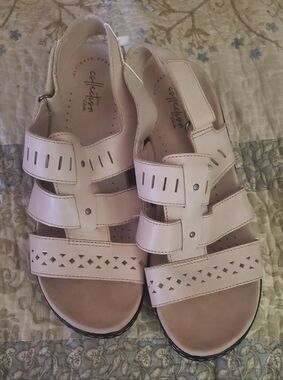 Strappy Comfort Sandals By Clarks Ultimate Comfort Jenna Style